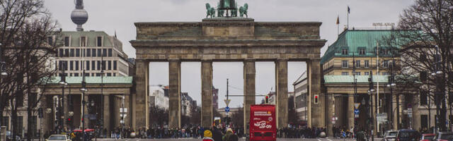 В Берлине произошел масштабный блэкаут, без света остались десятки тысяч домов