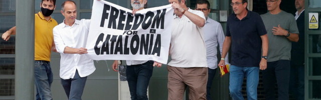 Лидеры каталонских сепаратистов вышли на свободу