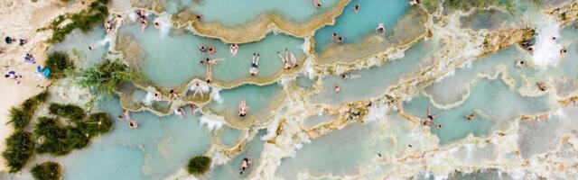 ФОТО | Место, в котором нужно побывать хотя бы раз в жизни – итальянские горячие источники Каскате дель Мулино