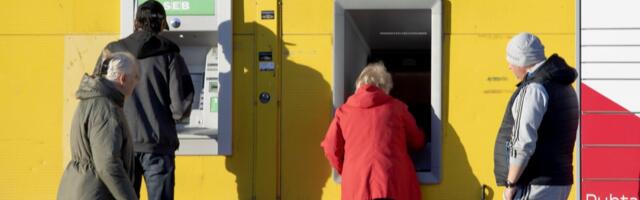 Некоторым жителям Эстонии задержали пенсию. В чем дело?