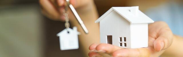 Обзор рынка недвижимости: покупатели жилья летом отдыхают, но цена квадратного метра остается выше 3000 евро