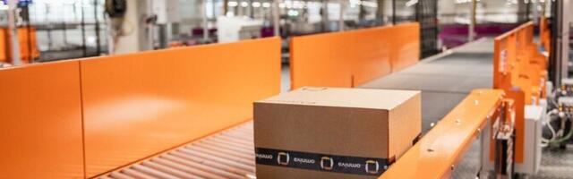 Omniva возобновила доставку подарков в США