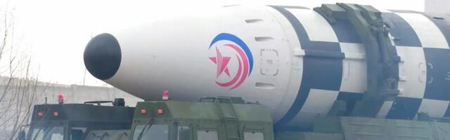 КНДР испытала межконтинентальную баллистическую ракету. Япония назвала это "угрозой нового порядка", США ввели санкции