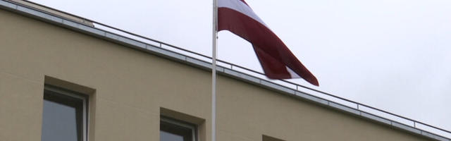 Латвия вводит жесткий локдаун до 15 ноября
