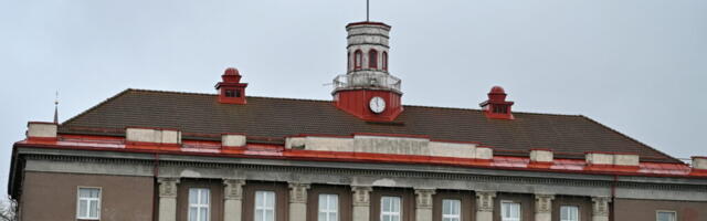 Экс-старейшины волостей Йыхви и Тойла получат крупные компенсации