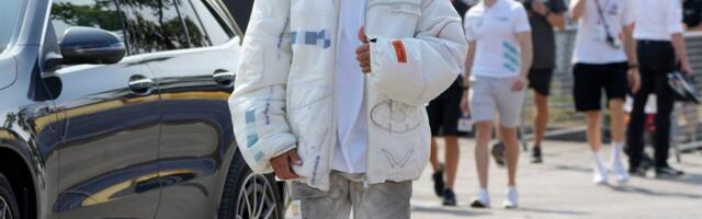 ФОТО и ВИДЕО | Семикратный чемпион „Формулы-1“ сообщил о смерти своего легендарного бульдога