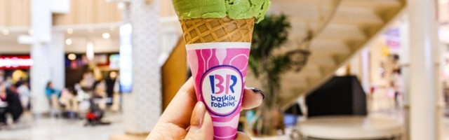 На Ратушной площади открылось кафе-мороженое легендарной сети Baskin-Robbins