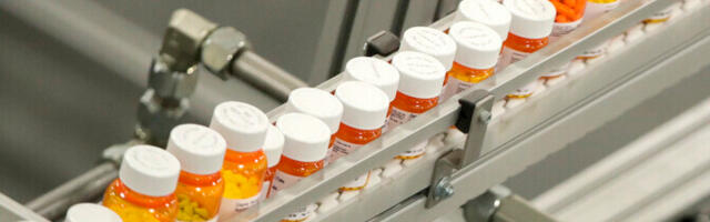 Трамп вводит новые пошлины на лекарства, грузовики и мебель