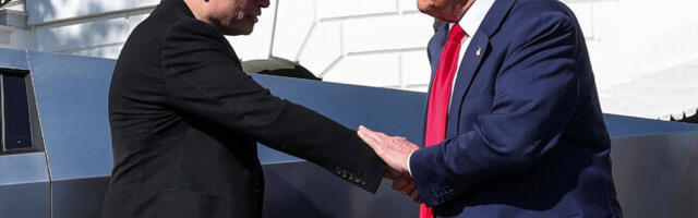 WP: Маск призвал Трампа к пересмотру решения по пошлинам