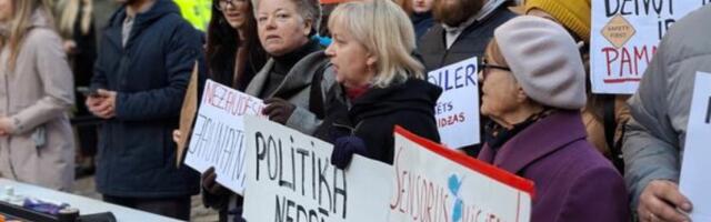 Protestā prasa valstij kompensēt glikozes monitorēšanas sensorus