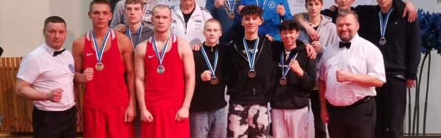 С чемпионата Эстонии по боксу нарвские спортсмены привезли  12 чемпионских титулов