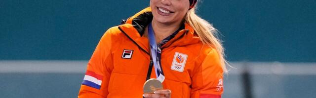 ФОТО | Самая сексуальная конькобежка планеты прилетела на Олимпиаду на частном самолете — и стала чемпионкой
