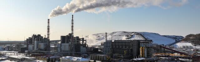 Правительство продает три террикона фирме, связанной с VKG