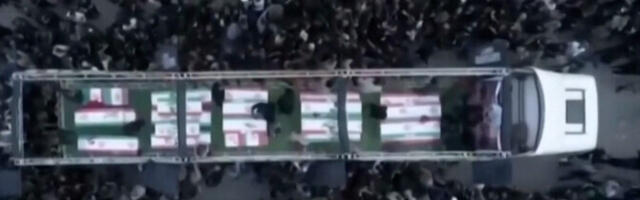 На юге Ирана прошли похороны погибших девочек и сотрудников школы