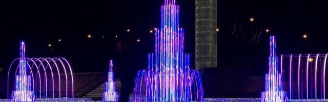 «Невидимая елка», «Закат» в Ноблесснере и еще 7 необычных рождественских инсталляций по всей Эстонии