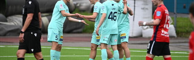 ЧЭ по футболу: нарвский "Транс" потерпел домашнее поражение от "Курессааре"