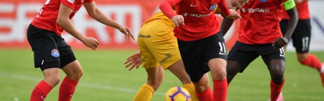 Нарвский "Транс" и "Курессааре" сыграли вничью