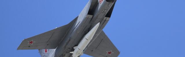 Российские войска нанесли ракетный удар по Украине. Зеленский сообщил, что силы ПВО сбили часть ракет