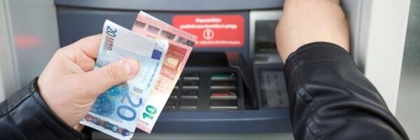 Прозрачность оборота наличных денег повысят ограничениями