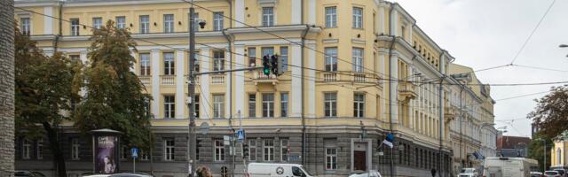 „А правительство хотело бы переехать в Ласнамяэ?“ Служители Фемиды выступают против планов кабинета