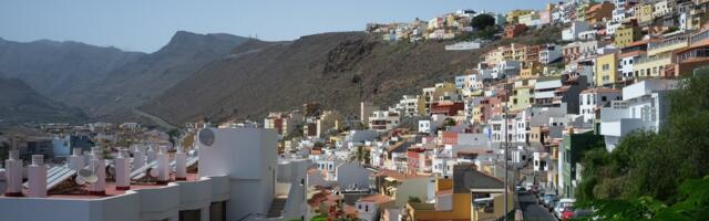 Это не Греция! Остров Гомера: язык свиста, дойные пальмы, страсть Колумба и магический порошок