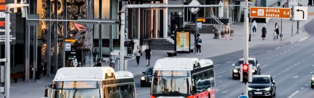 С понедельника на городских линиях начнет действовать осеннее расписания