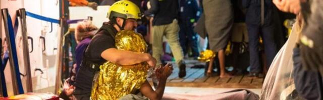 Дети-беженцы все чаще пытаются попасть в ЕС морем.