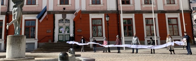 Активисты провели акцию против строительства SÜKU в центральном парке