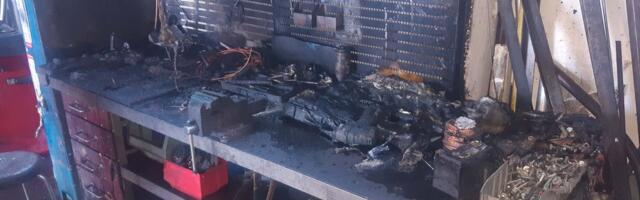 ФОТО | В мастерской Ласнамяэ взрывом снесло дверь