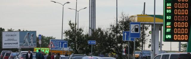 В Крыму не продают бензин: только по талонам