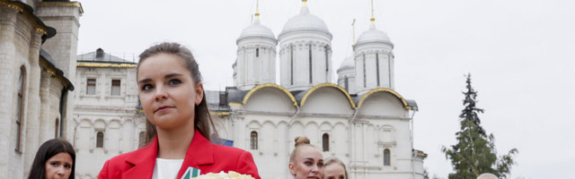 Отвратительный пример для сестер Авериных: блогер комментирует награждение российских гимнасток