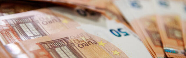 Опрос: зарплатные ожидания работников за год выросли на 200 евро