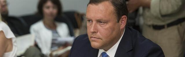 Оппозиции не удалось отправить в отставку министра внутренних дел