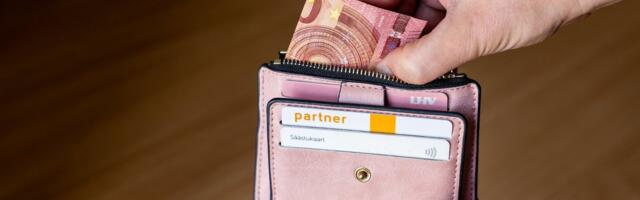 ГРАФИКИ | Минимальная зарплата в Эстонии — одна из самых низких в ЕС. С учетом покупательной способности мы - в самом конце