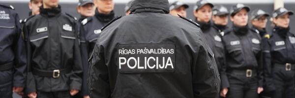 Большинство инцидентов Рижская муниципальная полиция регистрирует в период с 9 вечера до полуночи