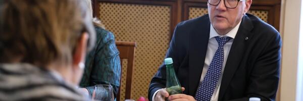 Ашераденс: сокращения в Минфине будут значительно больше, чем в Минэкономики