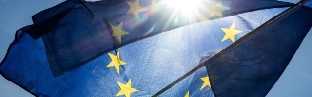Евросоюз приостановил финансирование Сербии