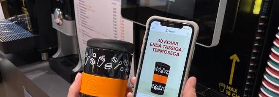 В R-Kiosk появился популярный во всем мире абонемент на кофе — за напитком не нужно стоять в очереди, а еще вы получаете скидки и термокружку