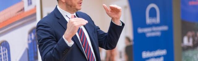 Всевиов о новой стратегии безопасности США: Европе нужно научиться стоять на своих ногах