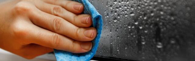 Чем натереть окна, чтобы они больше не потели: простая хитрость