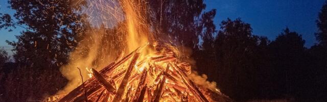 „У русских мангал, у эстонцев — традиции“. Как менялся праздник Яанова дня?