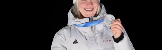 Саночница принесла Латвии первую медаль Олимпиады-2026