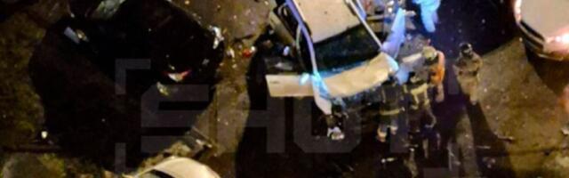 ВИДЕО | На юге Москвы взорвался автомобиль. По некоторым данным, пострадал генерал-майор ВС РФ