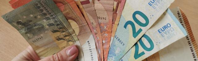 Правительство утвердило повышение минимальной зарплаты до 820 евро