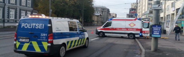 Возле Таллиннского университета мужчина выпрыгнул из окна