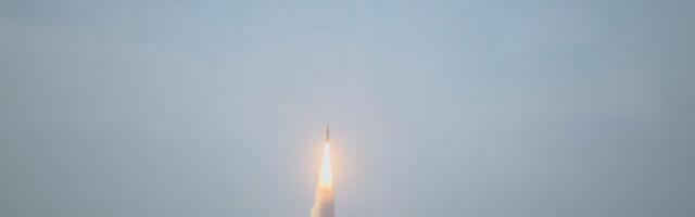 Экипаж миссии "Артемида-2" устремился к Луне