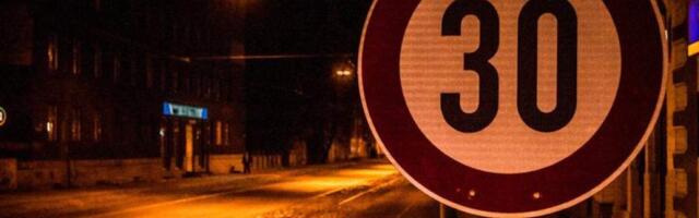 На Кипсале и в других районах Риги новые ограничения скорости до 30 км/ч
