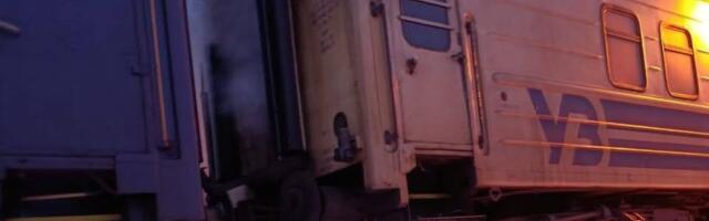 ВОЕННЫЙ ДНЕВНИК (1434-й день) | Россия ударила дронами по пассажирскому поезду в Харьковской области