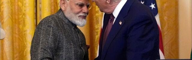 США: Индия пообещала прекратить покупать нефть у России