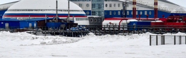 Путин, грозя "выбить противникам зубы", создаёт в Арктике новые военные базы